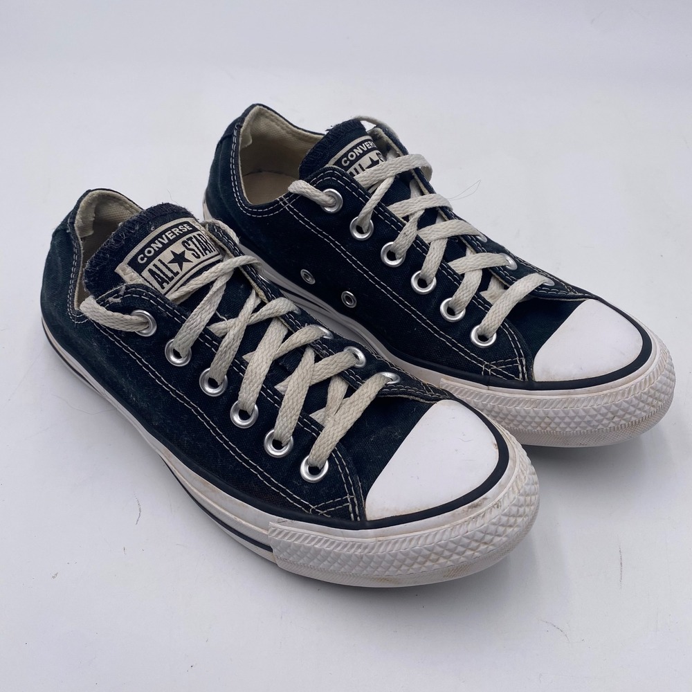 Converse Chuck Taylor All Star Low Top Sneakers Womens 7 Black Canvas M9166